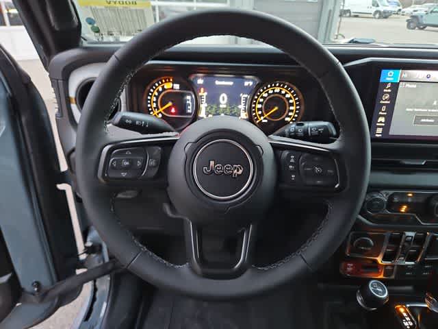 Thumbnail: 2026 Jeep Wrangler - 23