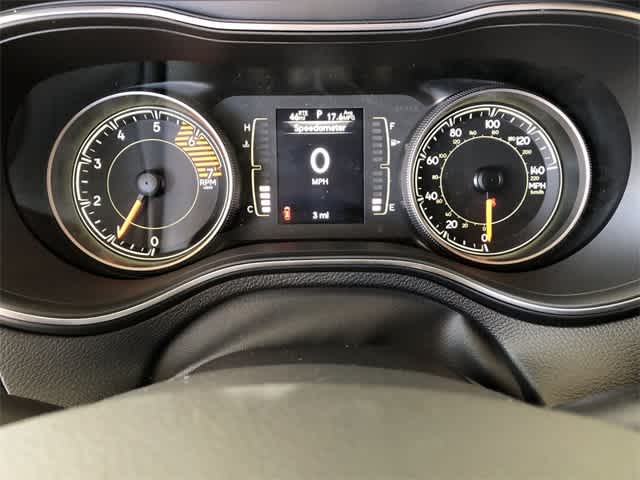 Thumbnail: 2020 Jeep Cherokee - 17