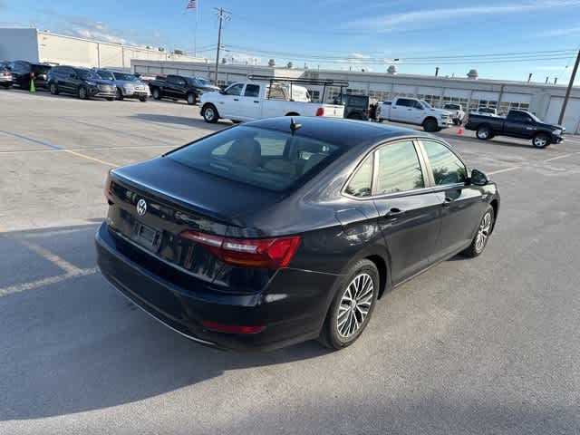 Thumbnail: 2019 Volkswagen Jetta - 17