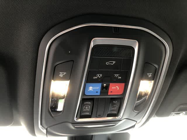 Thumbnail: 2026 Jeep Grand Cherokee - 24