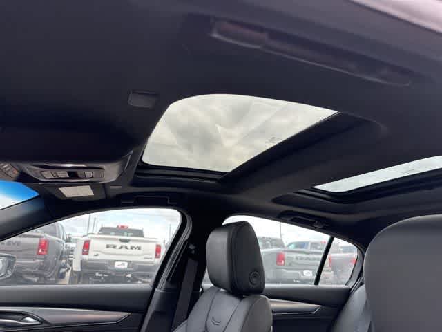 Thumbnail: 2024 Cadillac CT5 - 7