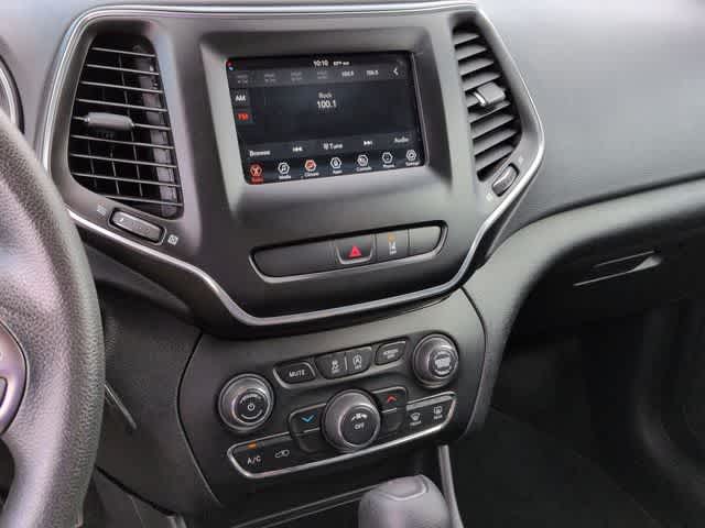 Thumbnail: 2021 Jeep Cherokee - 27