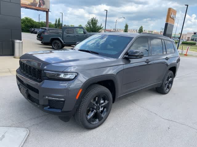 Thumbnail: 2025 Jeep Grand Cherokee L - 2