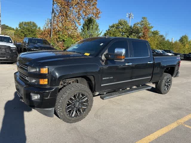 Thumbnail: 2016 Chevrolet Silverado 2500 - 16