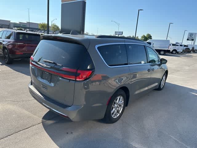 Thumbnail: 2022 Chrysler Pacifica - 22
