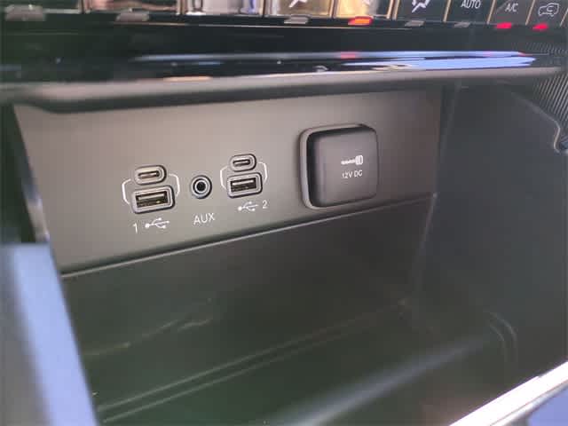 Thumbnail: 2025 Jeep Grand Cherokee - 32