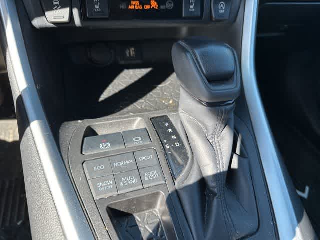 Thumbnail: 2023 Toyota RAV4 - 6