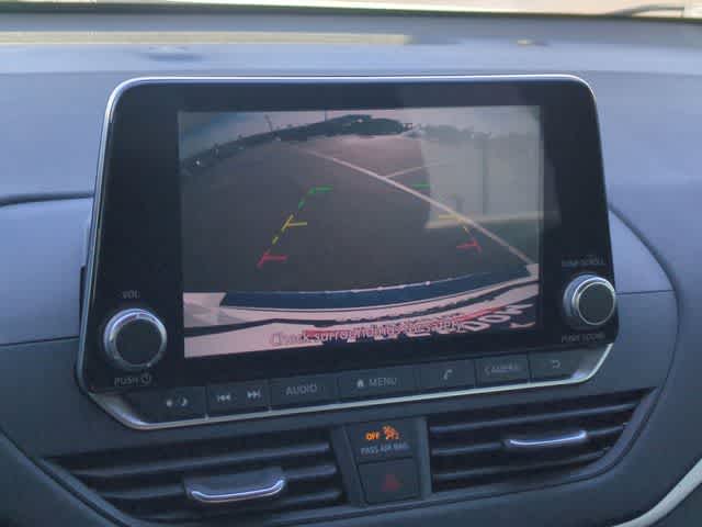 Thumbnail: 2022 Nissan Altima - 28