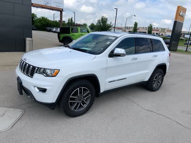 Thumbnail: 2021 Jeep Grand Cherokee - 16