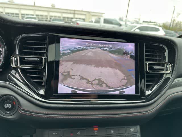 Thumbnail: 2022 Dodge Durango - 9