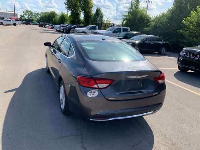 Thumbnail: 2015 Chrysler 200 - 18