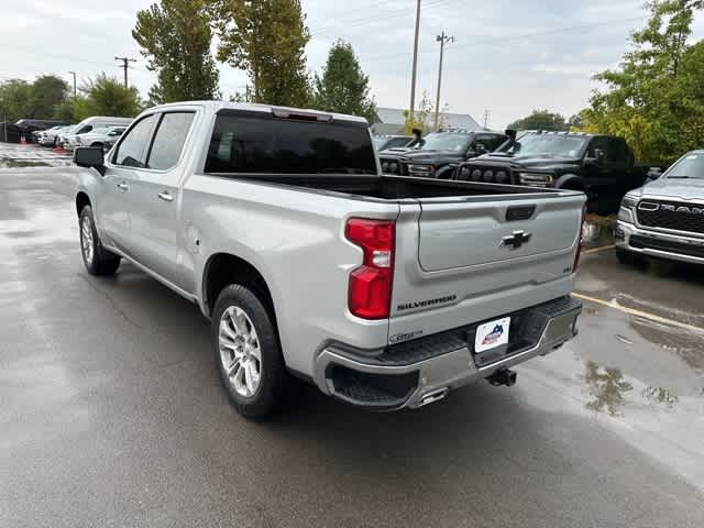 Thumbnail: 2022 Chevrolet Silverado 1500 - 18