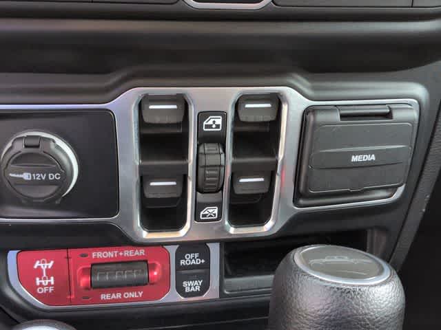 Thumbnail: 2021 Jeep Gladiator - 30