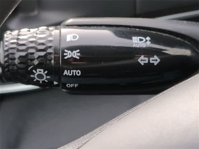 Thumbnail: 2023 Hyundai Elantra - 25