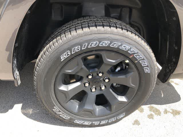 Thumbnail: 2026 RAM 1500 - 10