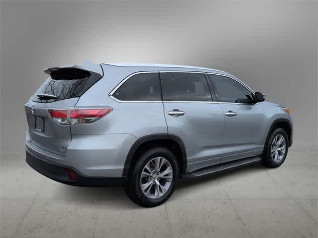 Thumbnail: 2014 Toyota Highlander - 8