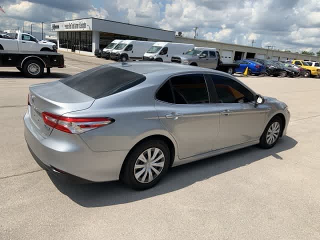 Thumbnail: 2020 Toyota Camry - 19