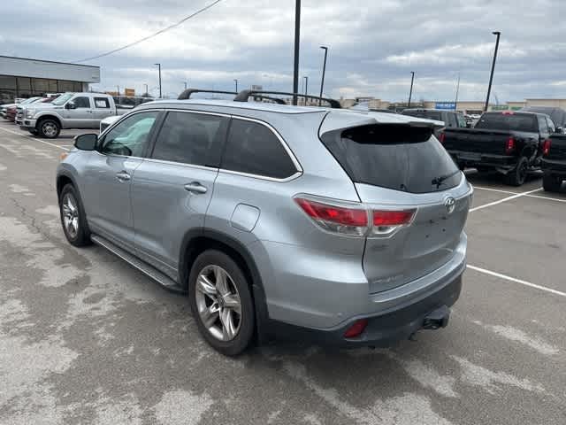 Thumbnail: 2016 Toyota Highlander - 18