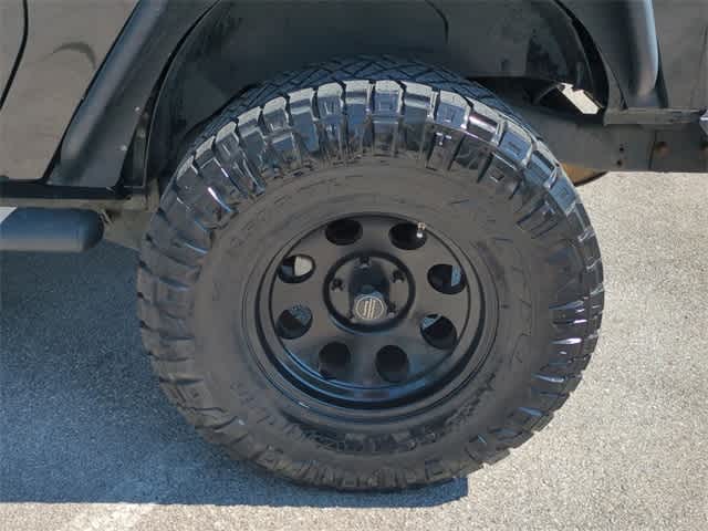 Thumbnail: 2012 Jeep Wrangler - 14