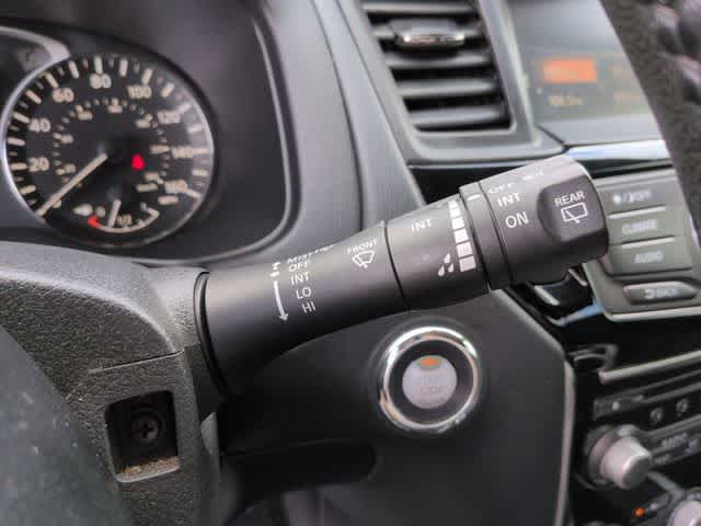 Thumbnail: 2020 Nissan Pathfinder - 25