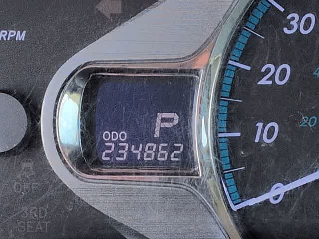 Thumbnail: 2014 Toyota Sienna - 33