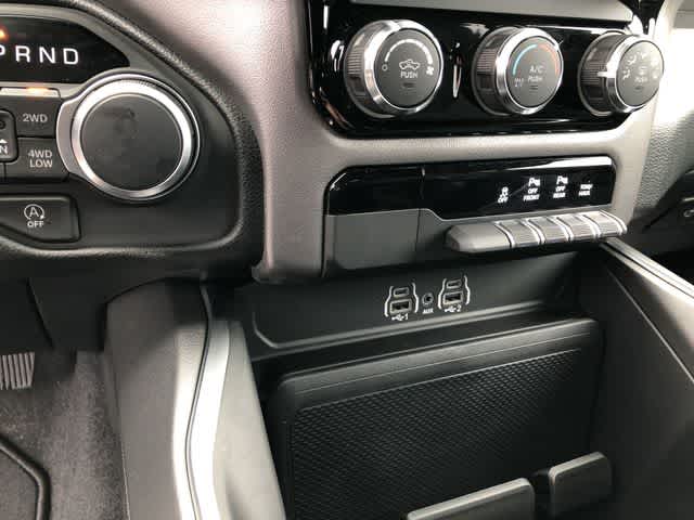 Thumbnail: 2026 RAM 1500 - 16