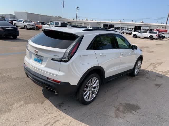 Thumbnail: 2021 Cadillac XT4 - 25