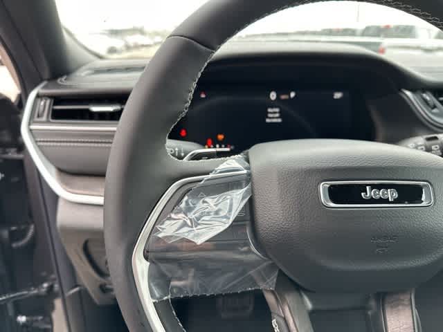 Thumbnail: 2025 Jeep Grand Cherokee - 5