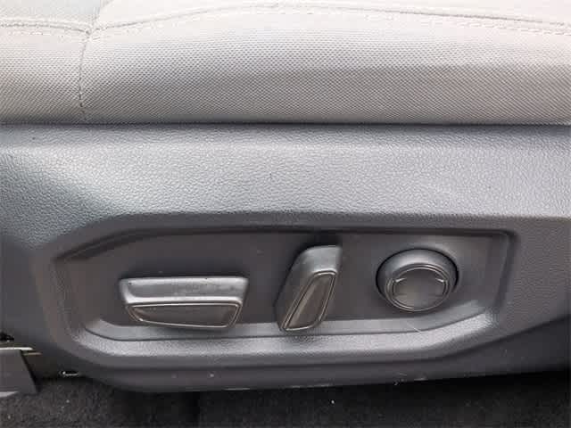 Thumbnail: 2025 Toyota Tundra - 18