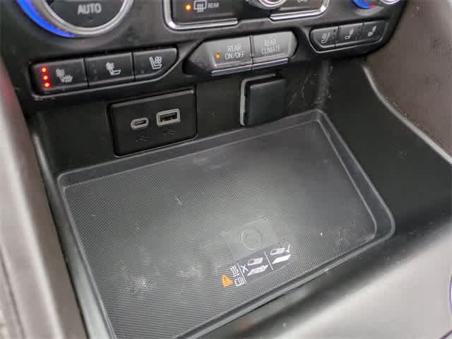 Thumbnail: 2023 GMC Yukon - 32