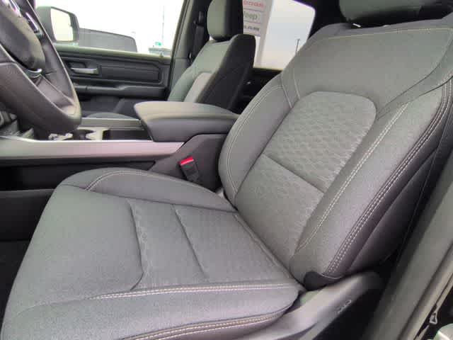 Thumbnail: 2026 RAM 1500 - 16