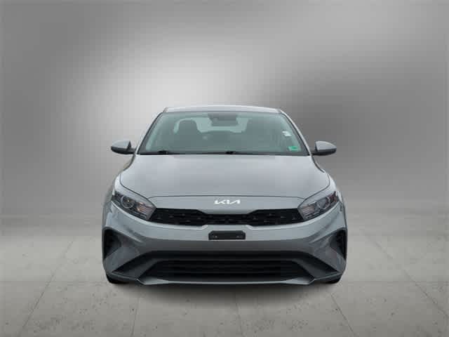 Thumbnail: 2023 Kia Forte - 3