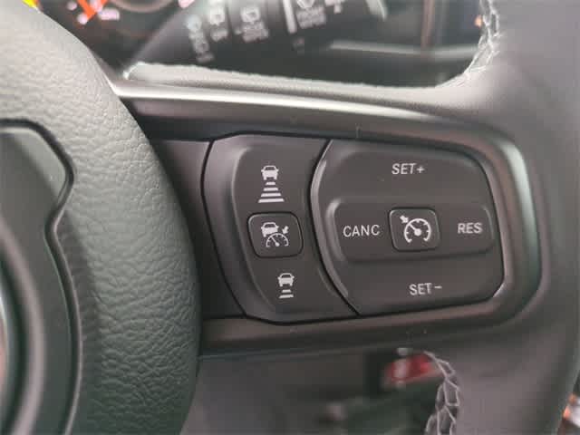 Thumbnail: 2026 Jeep Wrangler - 25