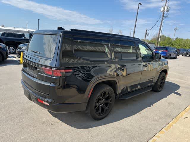 Thumbnail: 2023 Jeep Wagoneer - 23