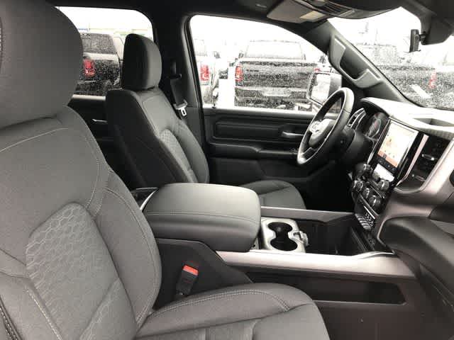 Thumbnail: 2026 RAM 1500 - 25