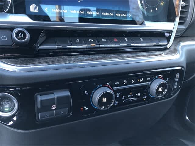 Thumbnail: 2024 Chevrolet Silverado 2500 - 16