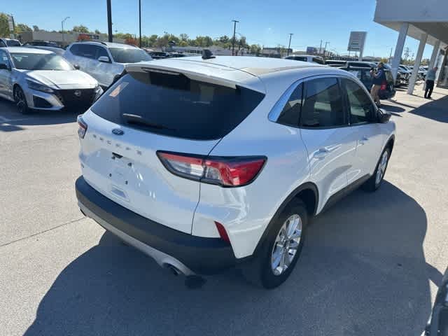 Thumbnail: 2022 Ford Escape - 14