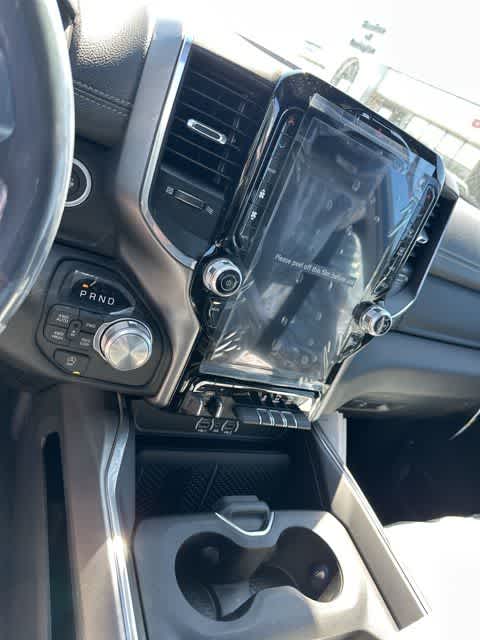 Thumbnail: 2026 RAM 1500 - 4