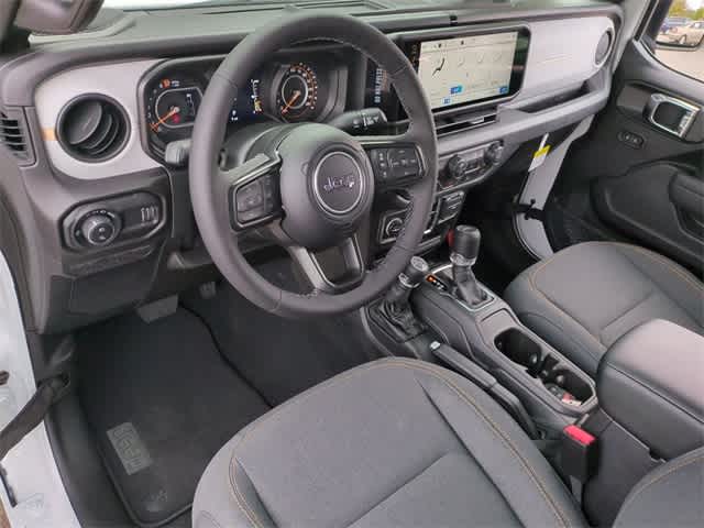 Thumbnail: 2025 Jeep Gladiator - 10