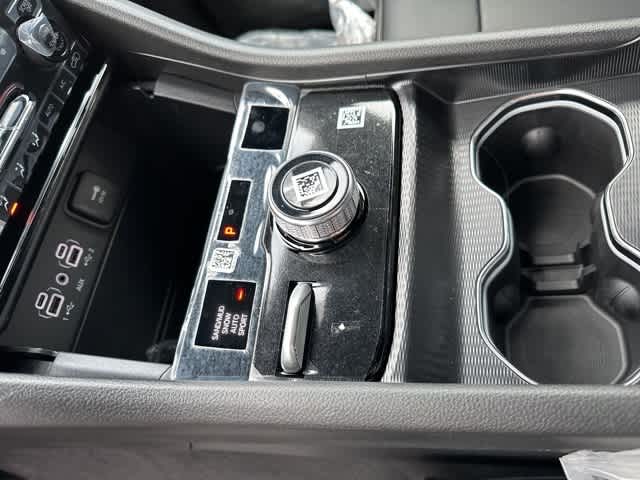 Thumbnail: 2025 Jeep Grand Cherokee - 9