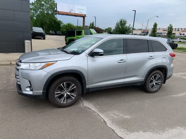 Thumbnail: 2019 Toyota Highlander - 11