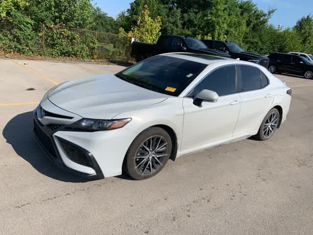Thumbnail: 2024 Toyota Camry - 14