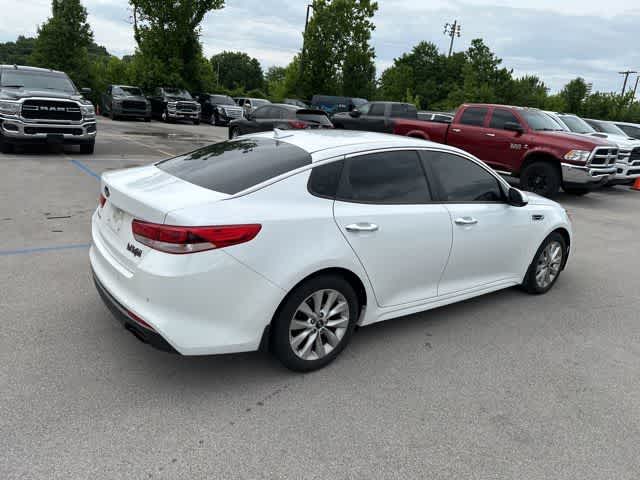 Thumbnail: 2018 Kia Optima - 21