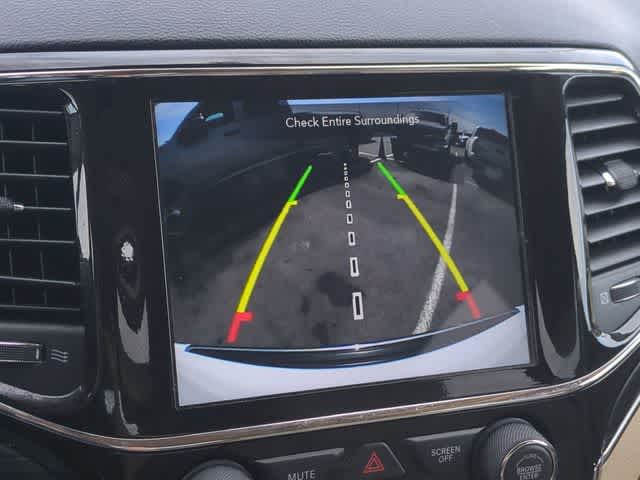 Thumbnail: 2020 Jeep Grand Cherokee - 31