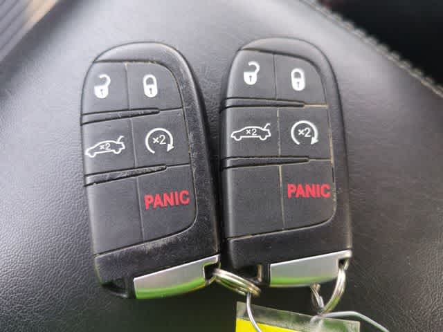 Thumbnail: 2016 Dodge Charger - 35