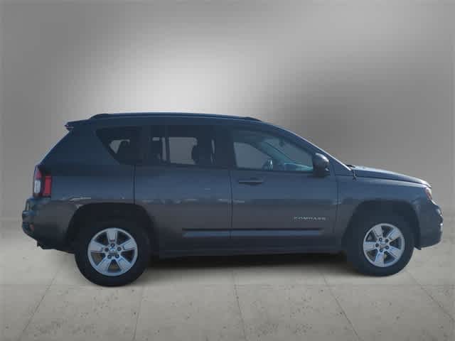 Thumbnail: 2017 Jeep Compass - 9