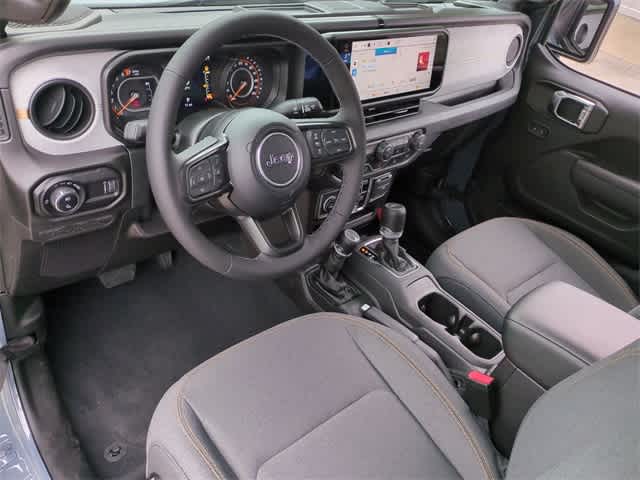 Thumbnail: 2025 Jeep Gladiator - 10