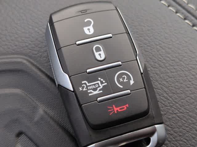 Thumbnail: 2026 RAM 1500 - 38