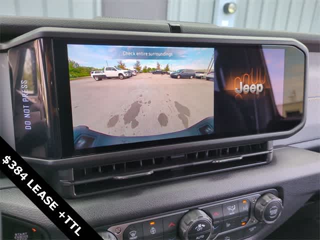 Thumbnail: 2025 Jeep Gladiator - 29