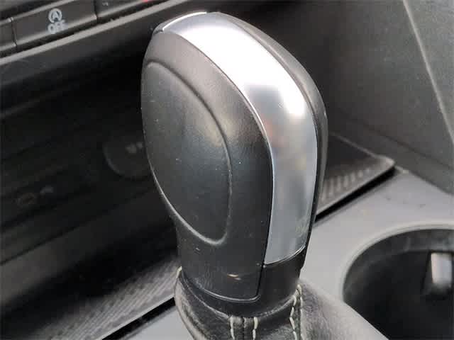 Thumbnail: 2021 Volkswagen Atlas - 32